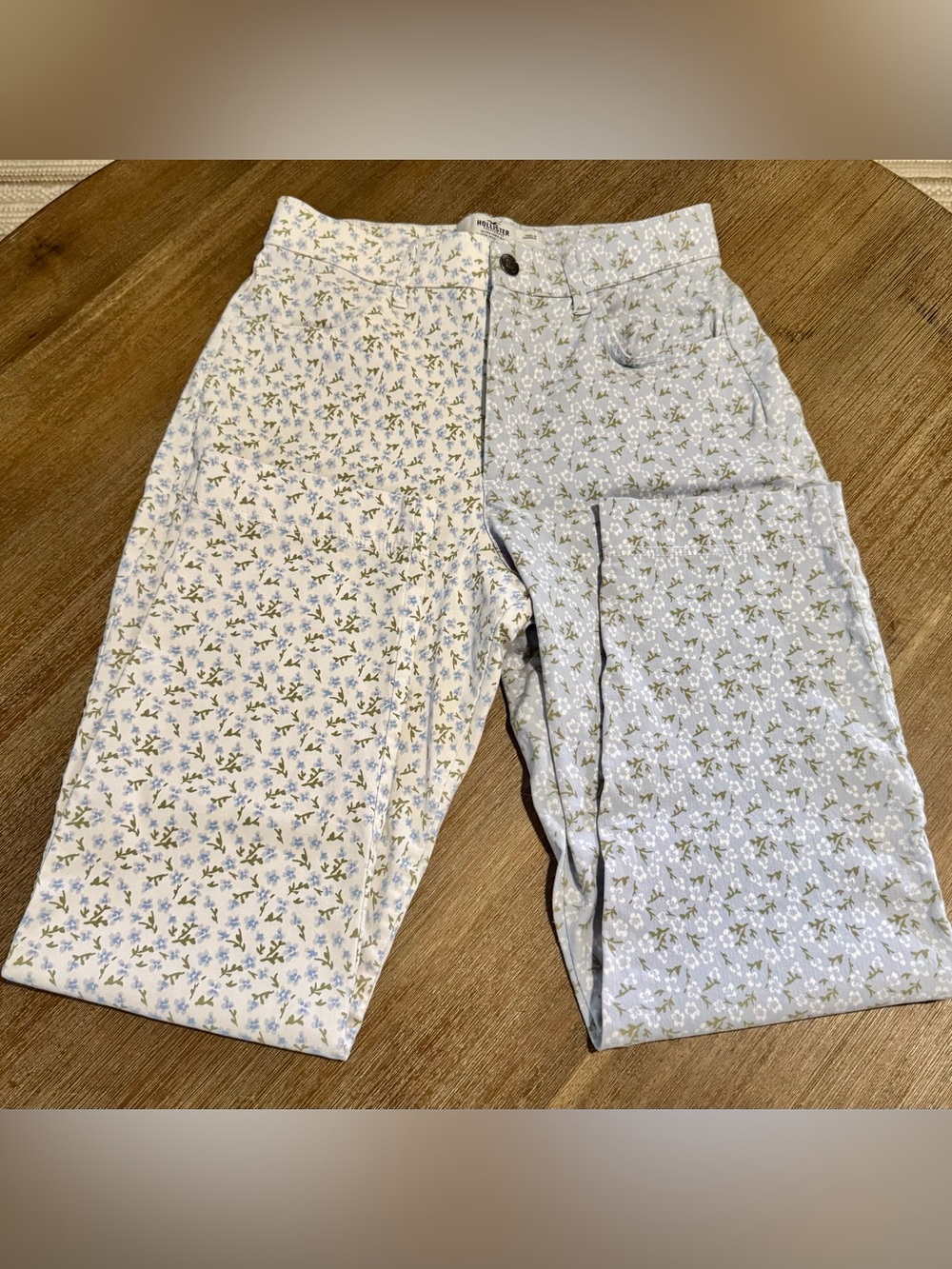 Hollister Floral Two-Toned Stretchy Trouser